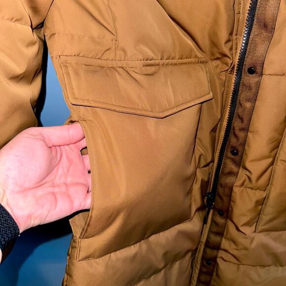 NWOT EVERLANE ReNew Long Puffer Chestnut L - Picture 4 of 8